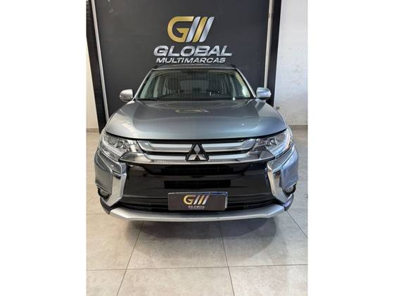 MITSUBISHI OUTLANDER 3.0 GT 4X4 V6 24V GASOLINA 4P AUTOMÁTICO MITSUBISHI OUTLANDER 3.0 GT 4X4 V6 24V GASOLINA 4P AUTOMÁTICO
